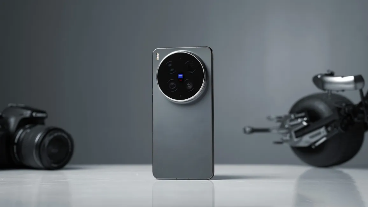Vivo X500 Pro rò rỉ cấu hình: Dimensity 9600, hệ thống camera mạnh mẽ