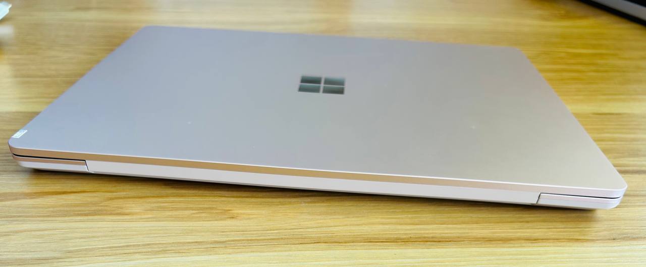 Surface Laptop Go
