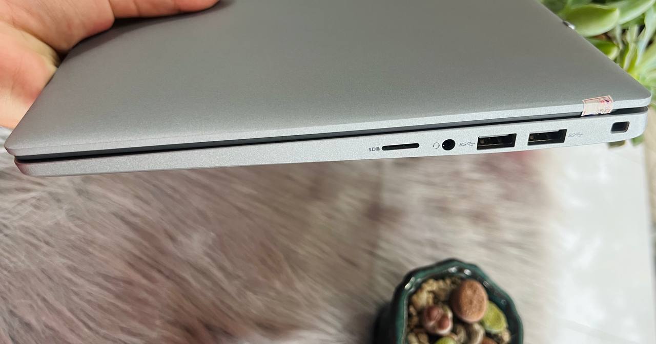 Dell Latitude 3320