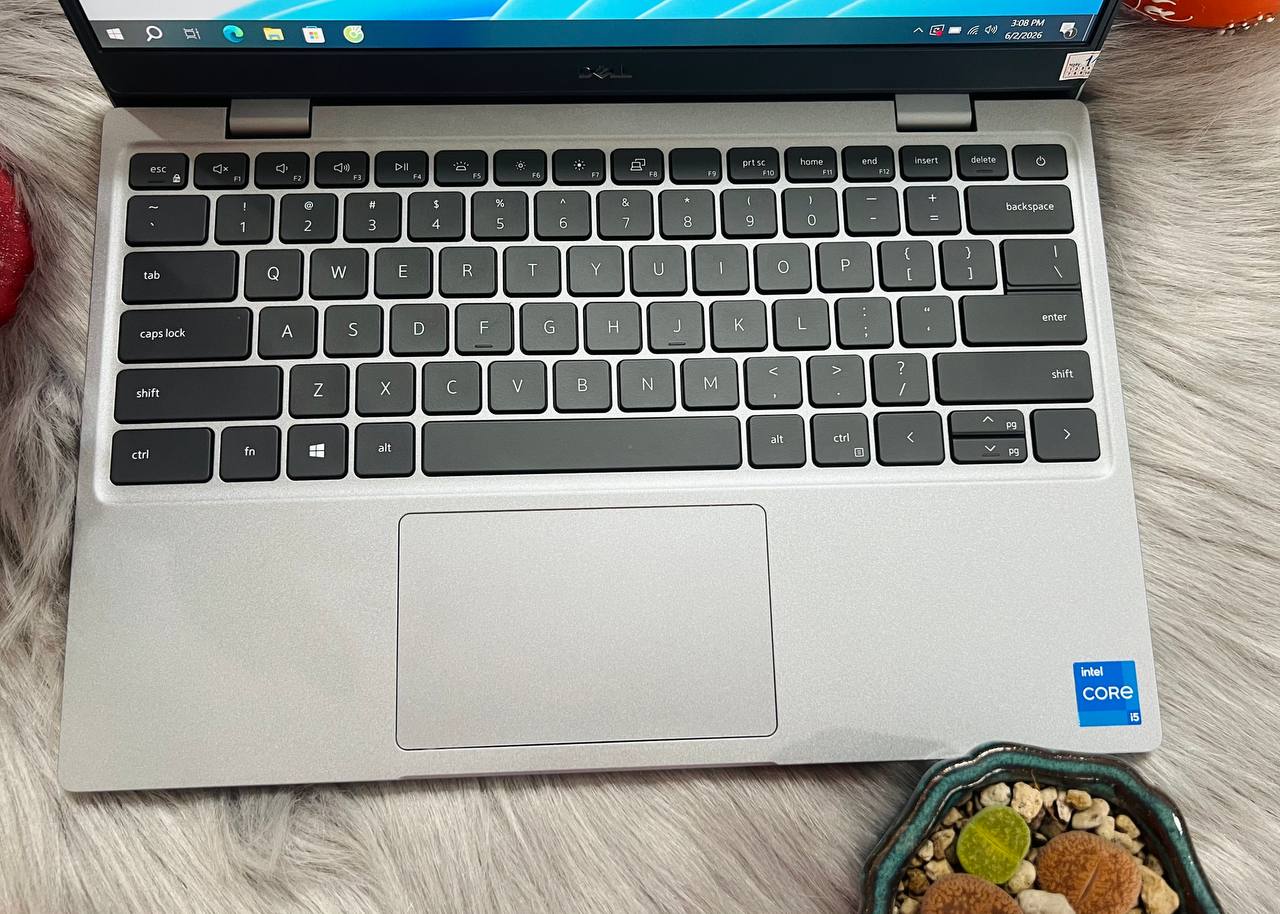 Dell Latitude 3320