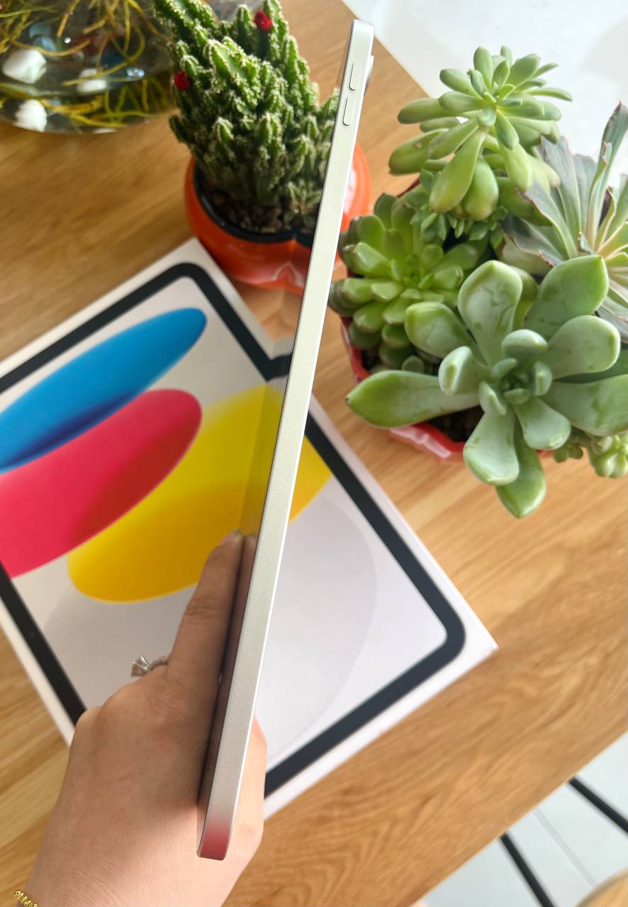iPad Gen 11