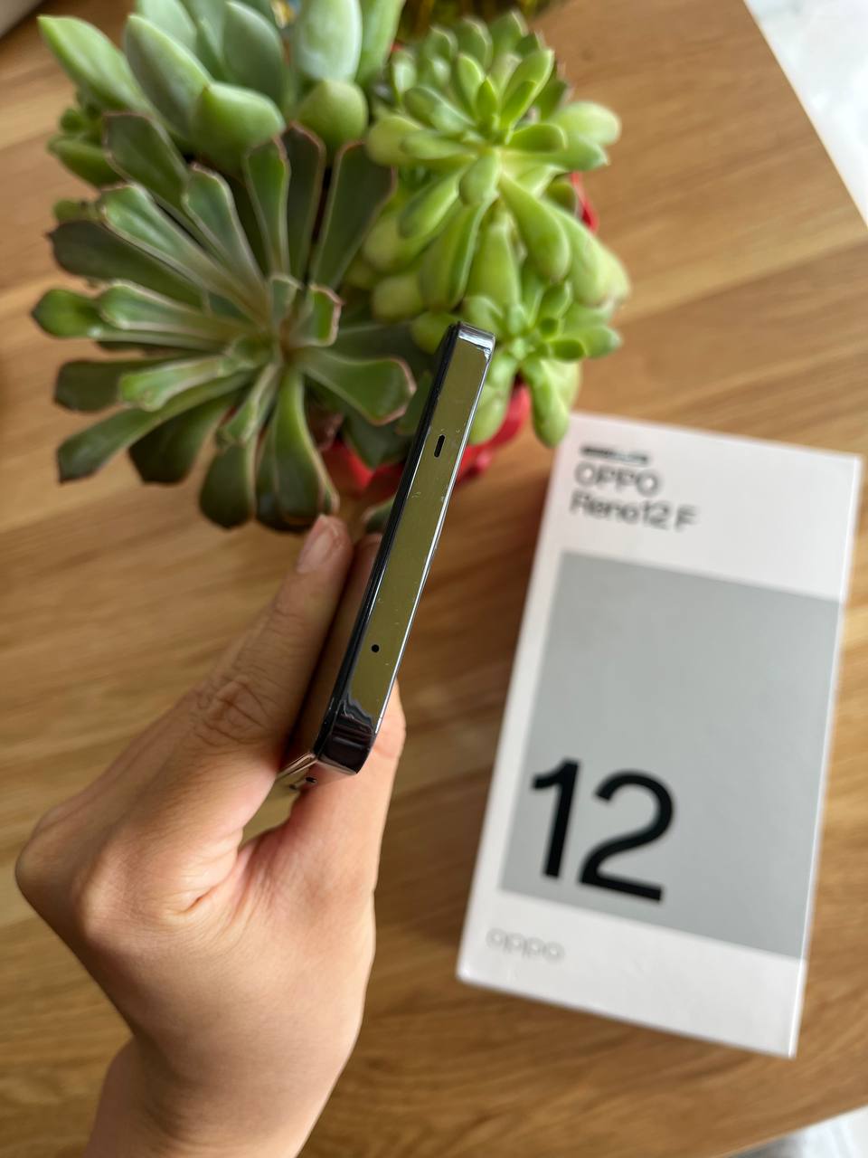 OPPO Reno12 F 5G