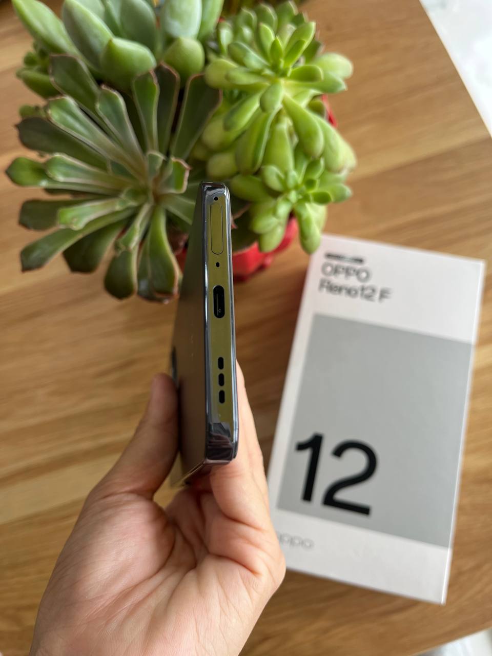 OPPO Reno12 F 5G