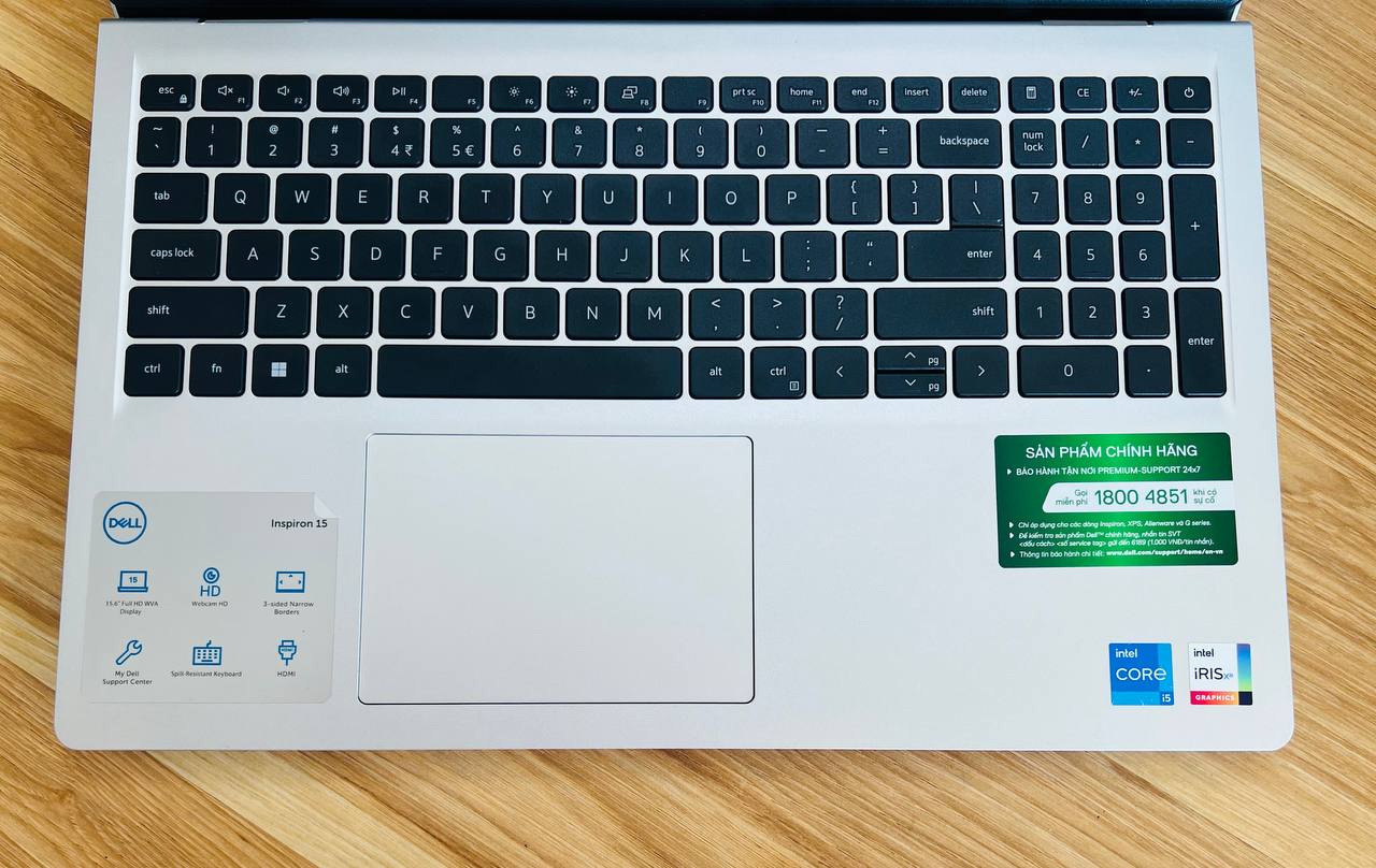 Dell Inspiron 15 3520