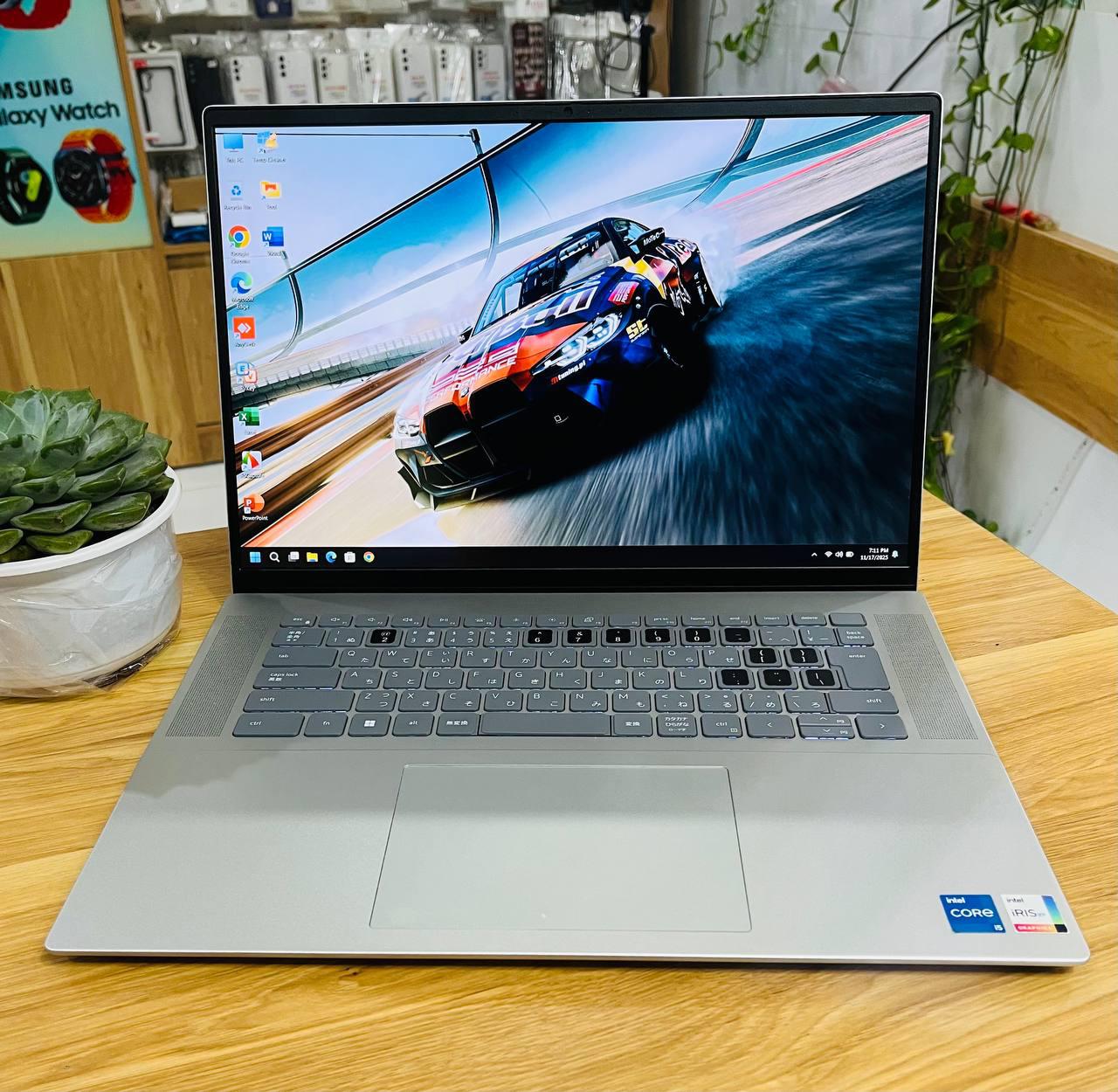 Dell Inspiron 16 5620