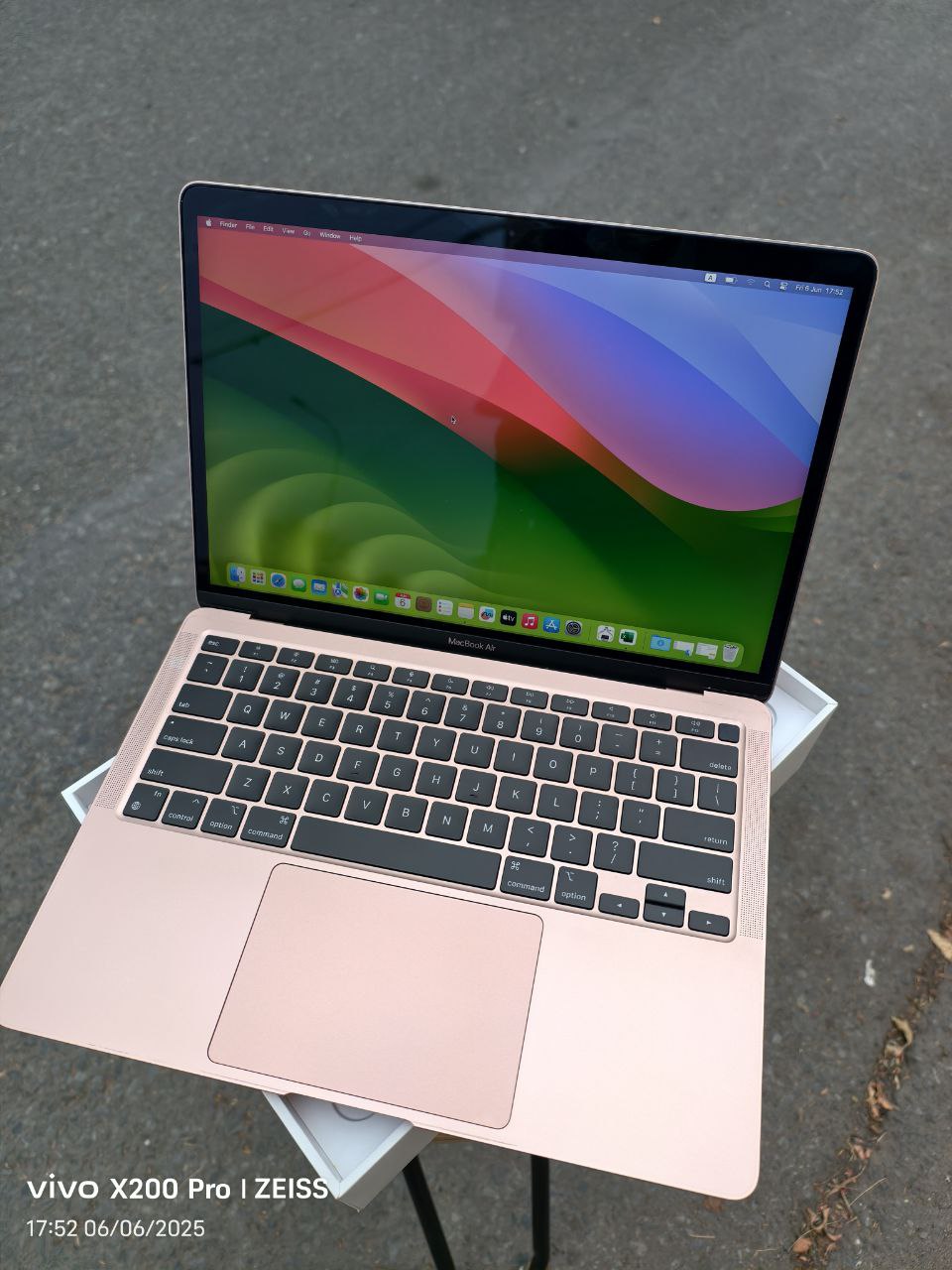 MacBook Air M1 (Pink)