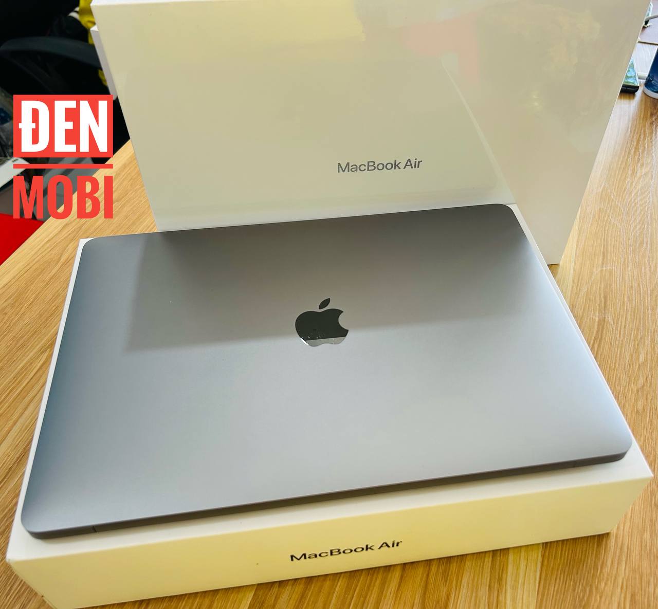 MacBook Air M1 (Silver)